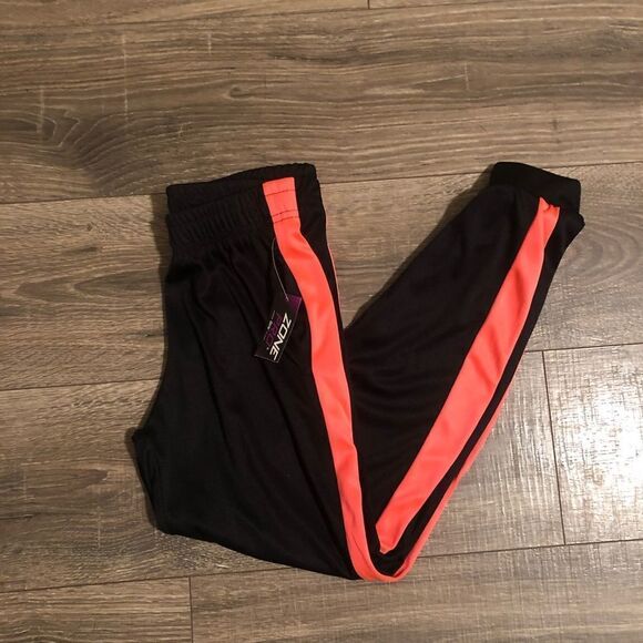 Brand new With Tags Girls Athletic Pants Size 6 Black and‎ Orange - Picture 1 of 5